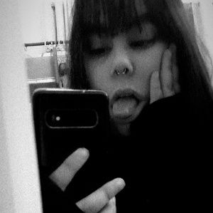 Meet your Posher, June